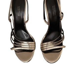 NWT Barney's New York - Robert Clergerie Silver Gold Size 6 sandals